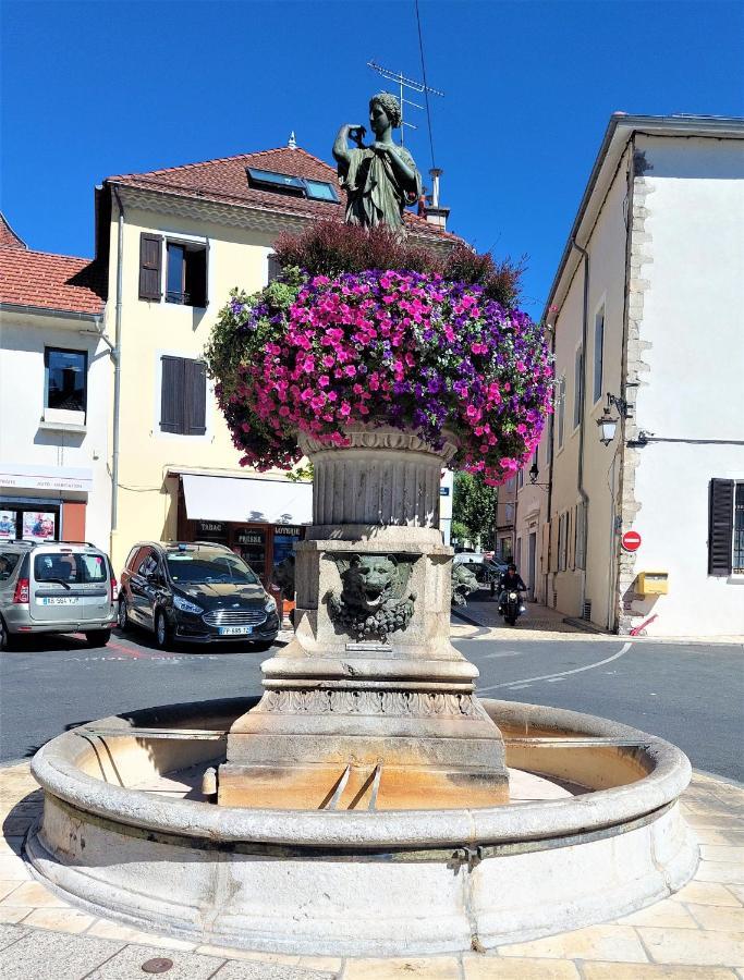 L'Escale Centre Historique De Gap Meuble De Tourisme Classe 3 Etoiles Luaran gambar