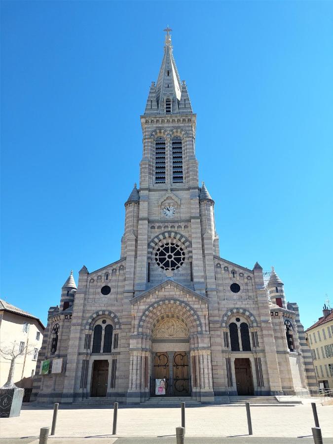 L'Escale Centre Historique De Gap Meuble De Tourisme Classe 3 Etoiles Luaran gambar